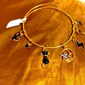 “Black Cats & All That” Gold Expandable Bracelet